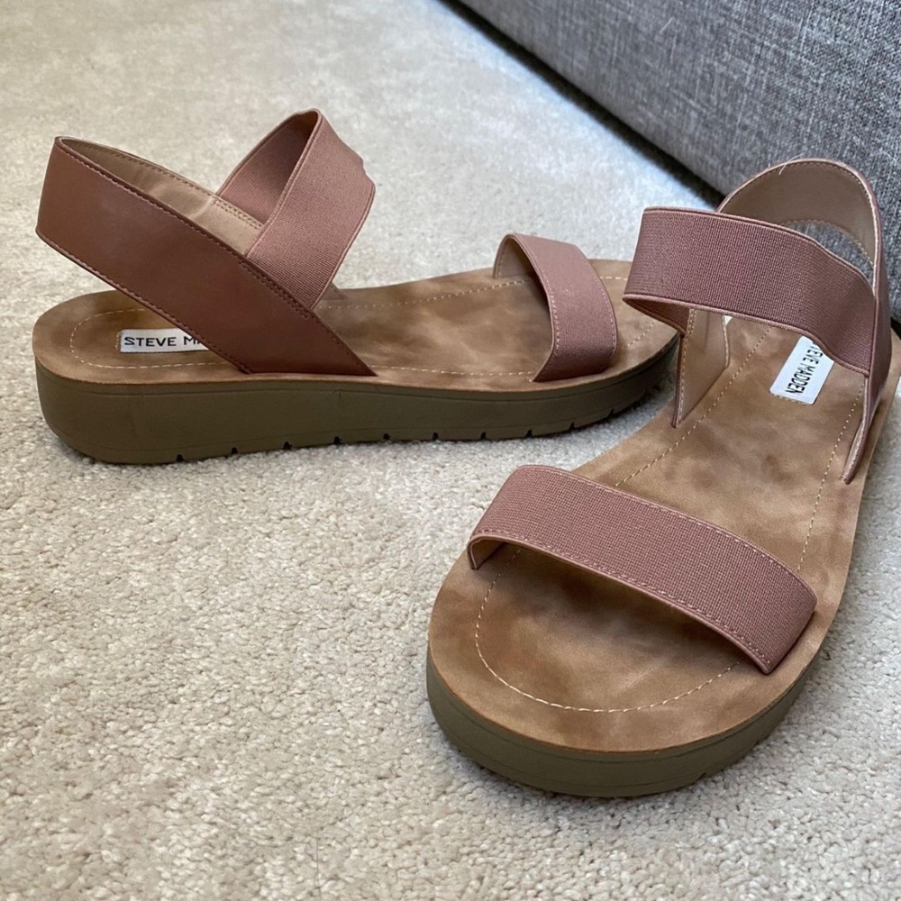 Steve Madden Mauve Sandals